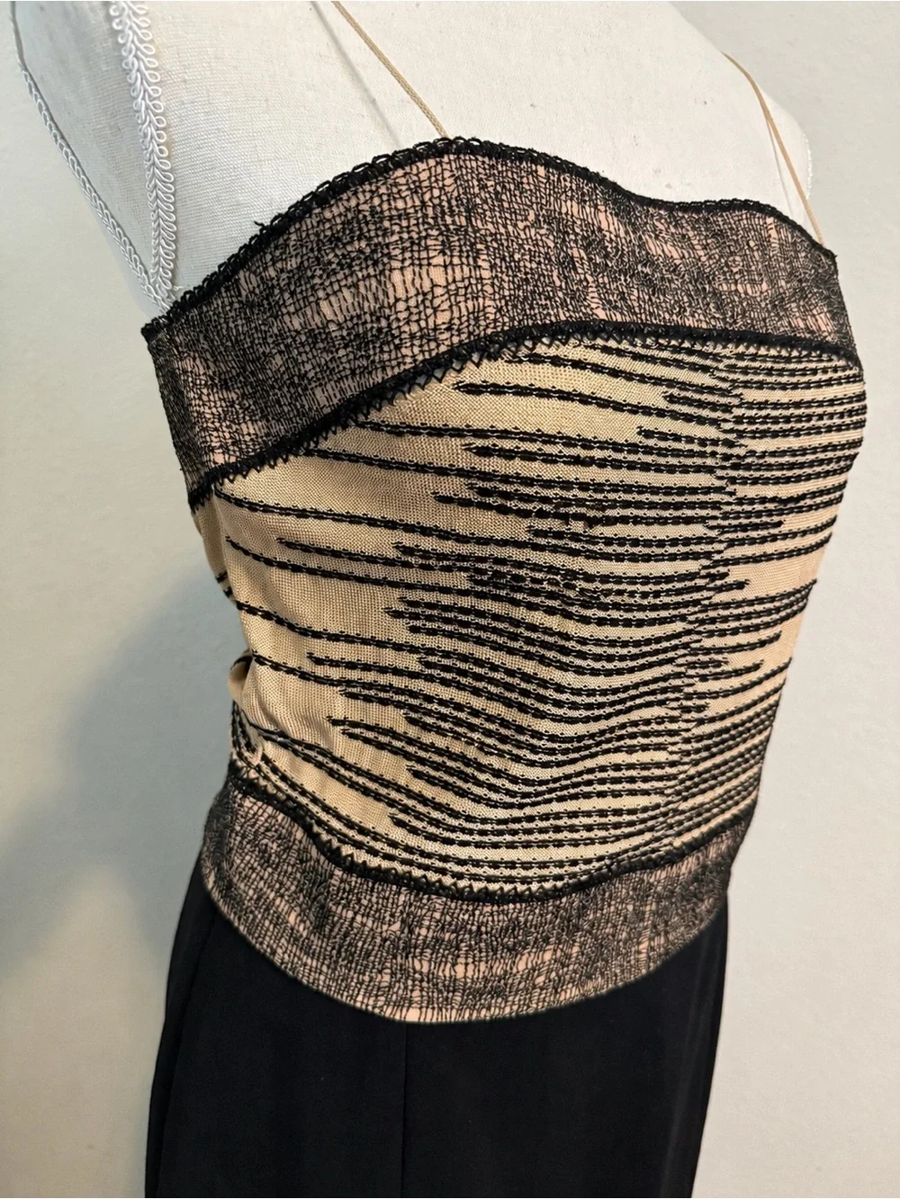 Stunning CHANEL 03P Spring 2003 Black Beige Knit Tube Top Sz 40 France